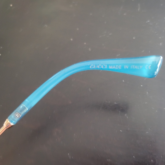 Gucci Sunglasses - Picture 6 of 7